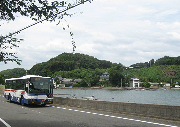 048-5.jpg