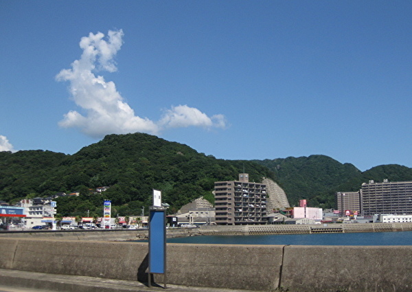 221.jpg